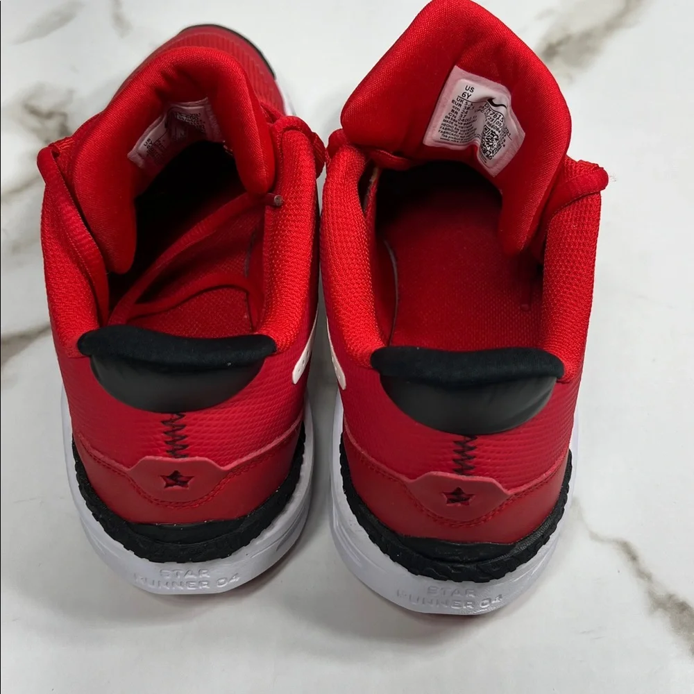 Nike red/white Star Runner shoes size 6Y